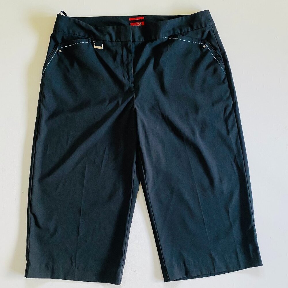 Izod Women's Black Lightweight Capri Sz 10​​​​​​